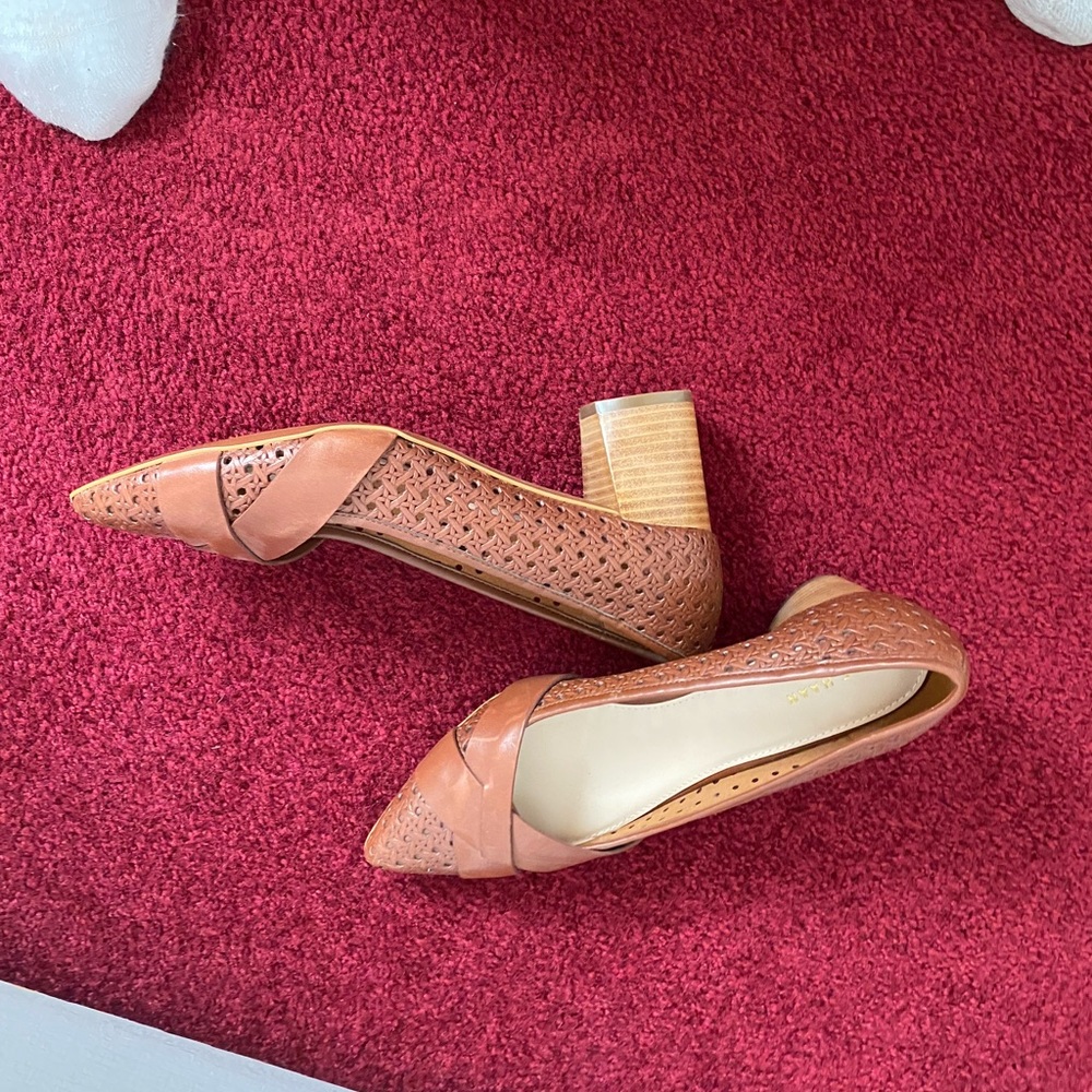 Cole Hahn block heel